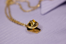 Load image into Gallery viewer, Pen Nib Collar Pins (PREORDER)