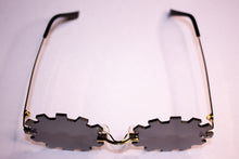 Load image into Gallery viewer, Gear Sunglasses