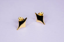 Load image into Gallery viewer, Sparkle Studs