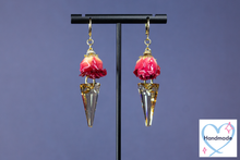 Load image into Gallery viewer, Briar Earrings
